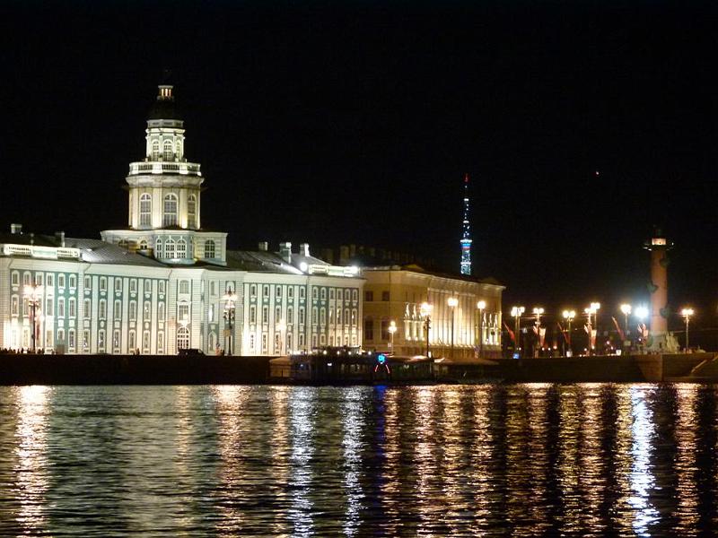 St.Petersburg 2012-05-10 23-35-03 (P1080927) (Large).JPG